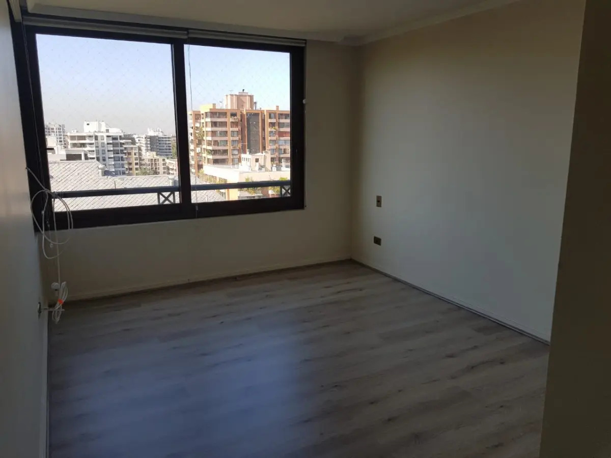 Venta Departamento SO 2D en suite 2B 1E 1B Los Leones - Providencia