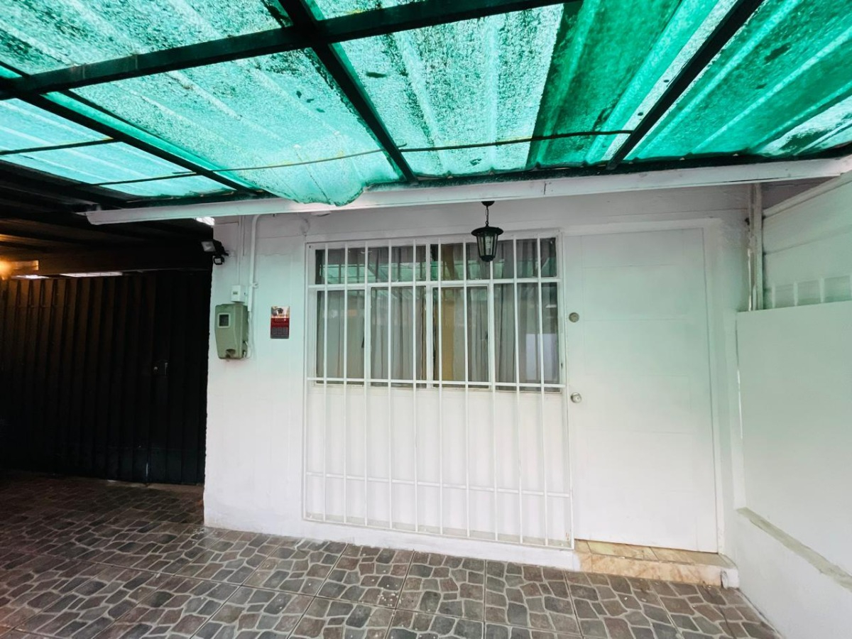 Venta Casa 4D 1B 4E Amapolas - &Ntilde;u&ntilde;oa