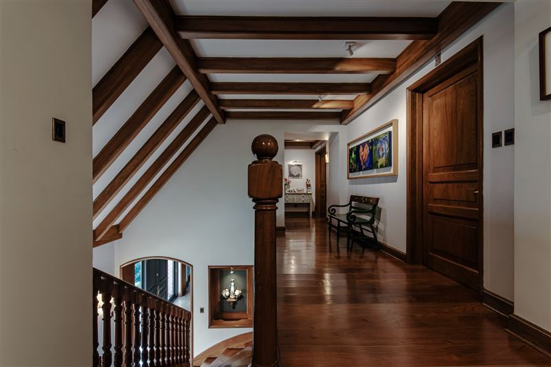 Venta Casa Nor-Oriente 6D en suite Walk-in cl&oacute;set 6B 8E 2B Los Trapenses - Lo Barnechea