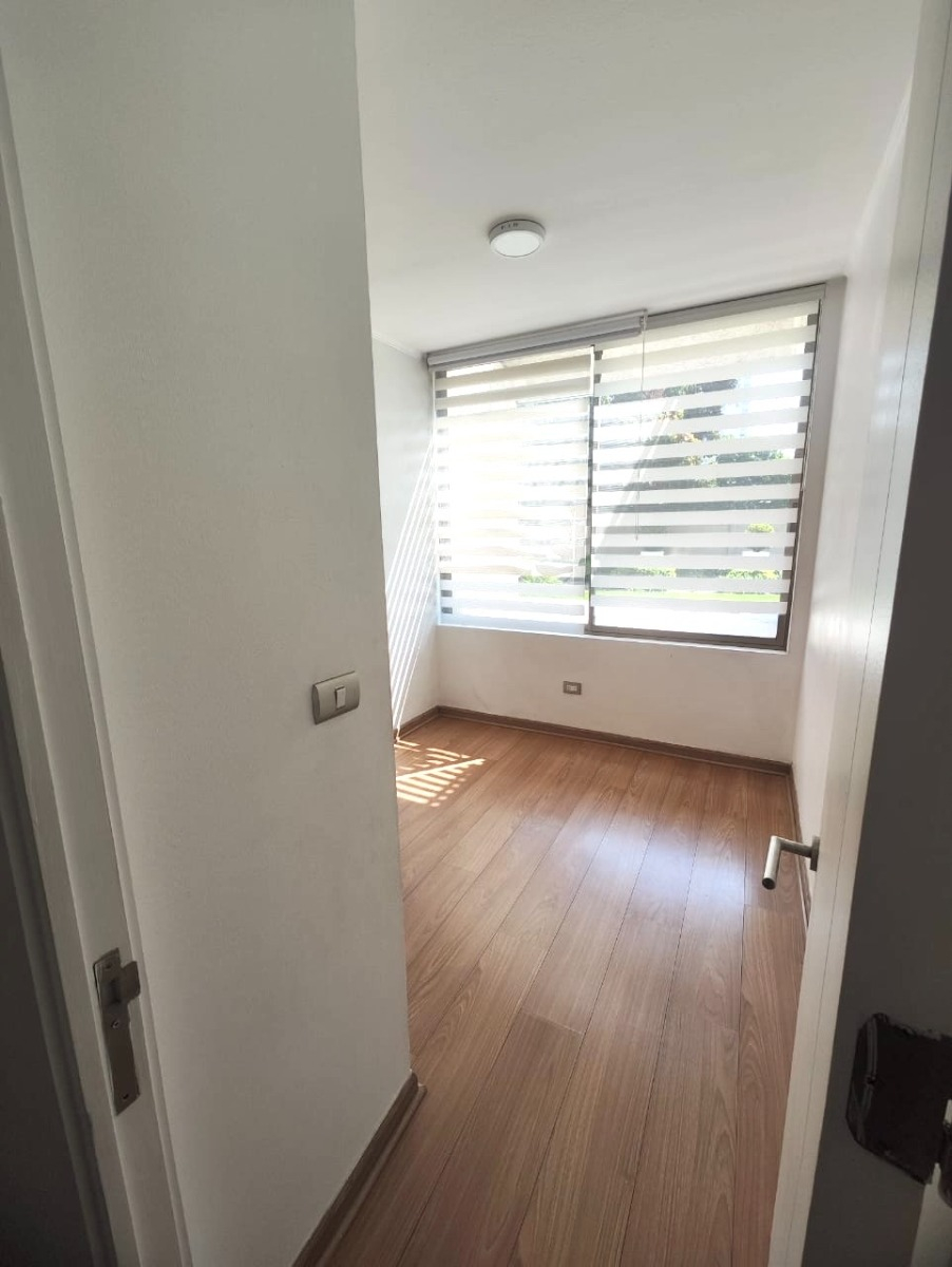 Arriendo Departamento 2D en suite Walk-in cl&oacute;set 2B 1E 1B Blest Gana - La Reina