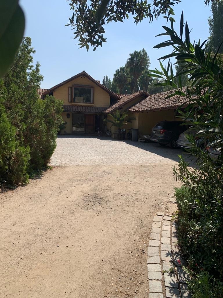 Venta Casa NO 5D en suite Walk-in cl&oacute;set 4B 3E 1B Chicureo - Colina