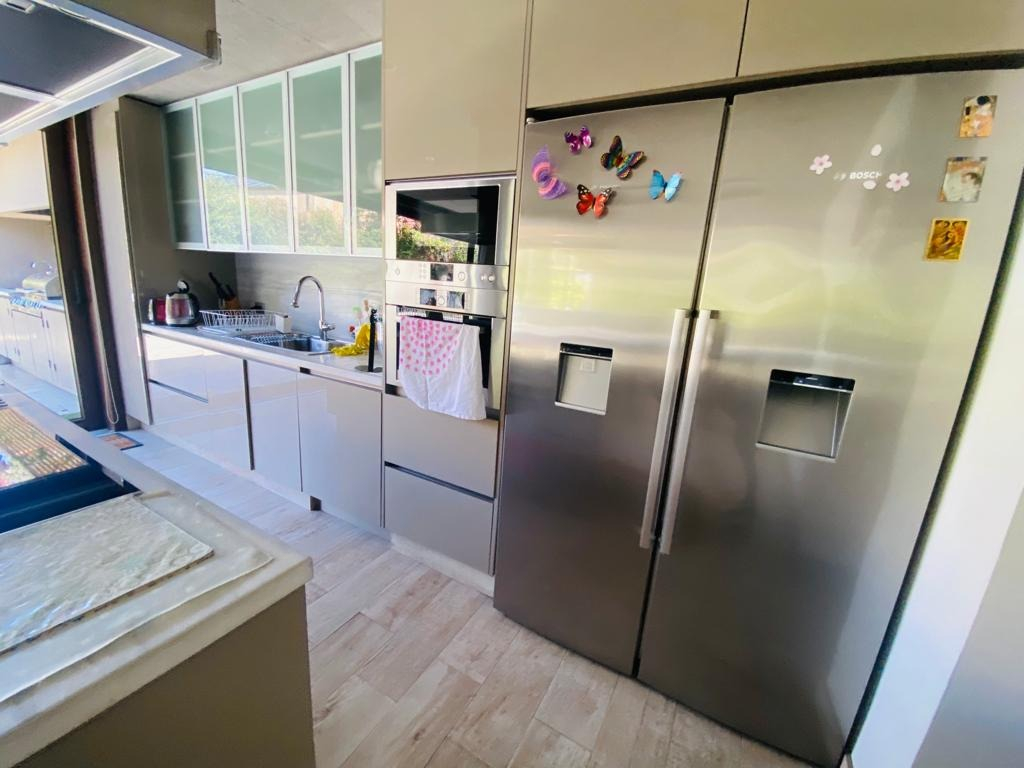 Venta Casa NP 4D en suite Walk-in cl&oacute;set 4B 6E 1B Estadio Croata - Vitacura