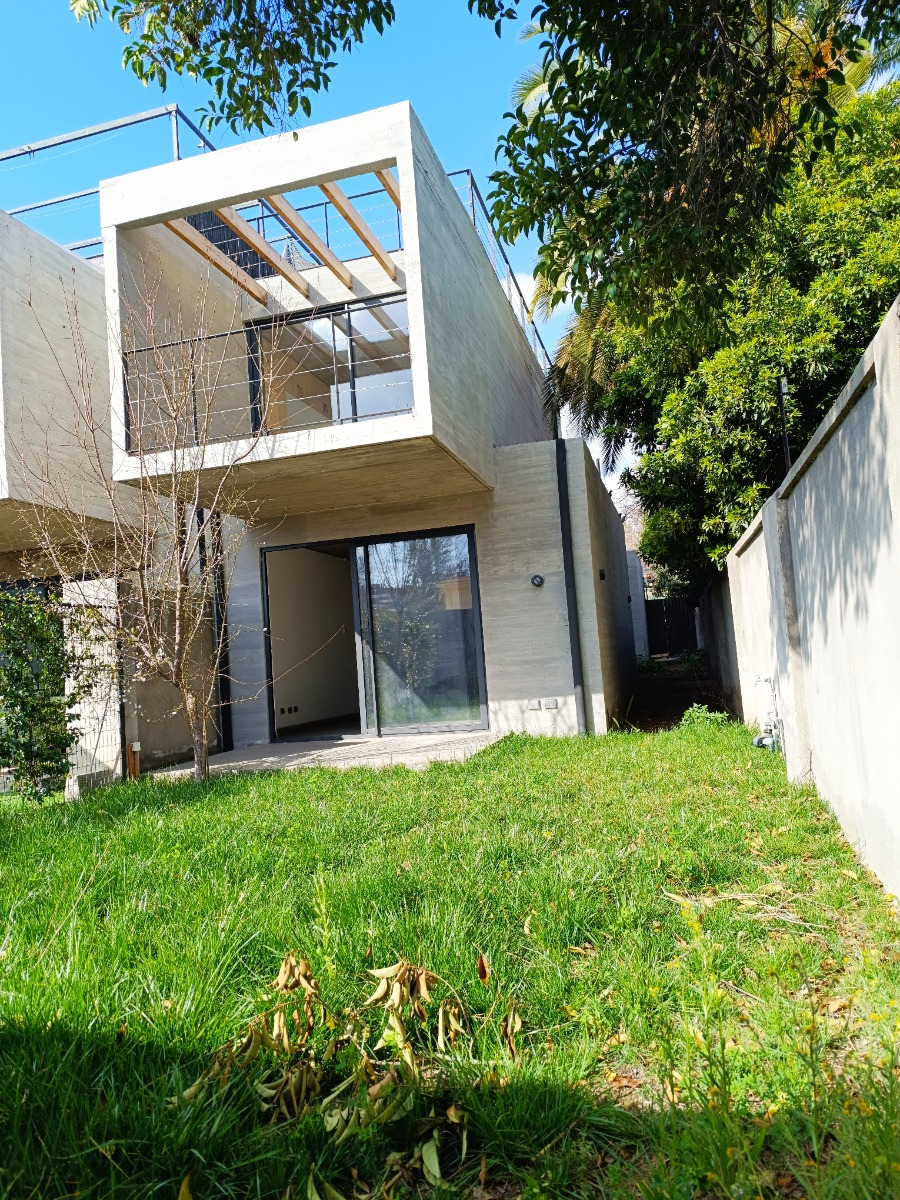 Venta Casa 3D en suite Walk-in cl&oacute;set 3B 2E Parque Padre Alberto Hurtado - Las Condes