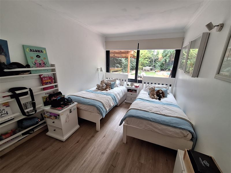 Venta Casa Oriente 4D en suite 4B 2E 1B Los Trapenses - Lo Barnechea