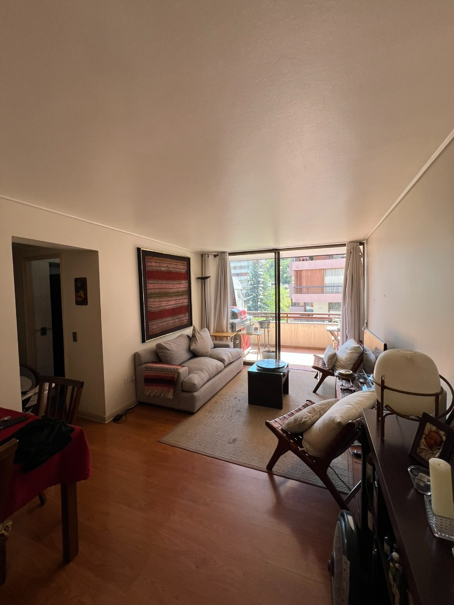 Arriendo Departamento 2D Barrio El Golf - Las Condes