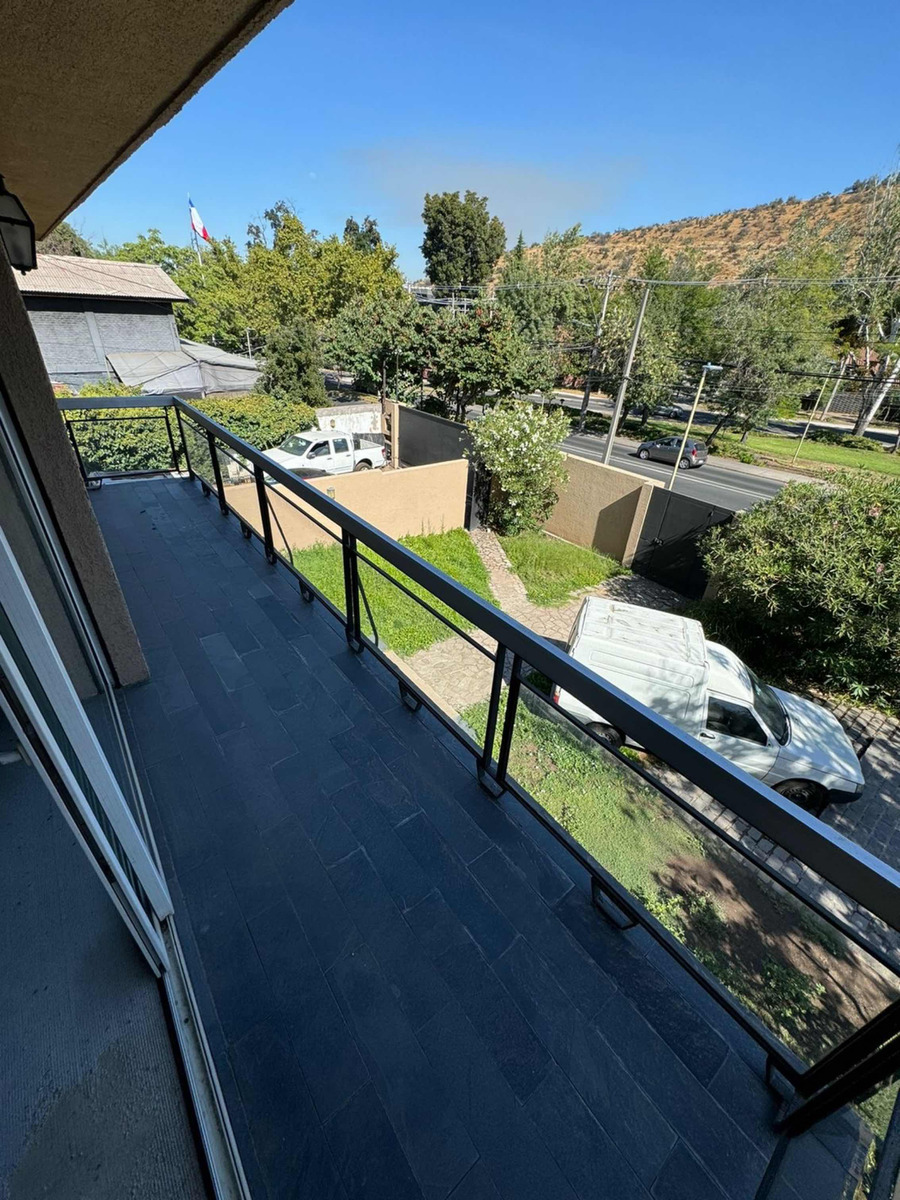 Venta Casa 5D 3B 10E Los Dominicos - Las Condes