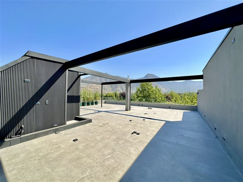 Arriendo Departamento Nor-Oriente 3D 4B 2E 1B Borde R&iacute;o - Casa Piedra - Vitacura