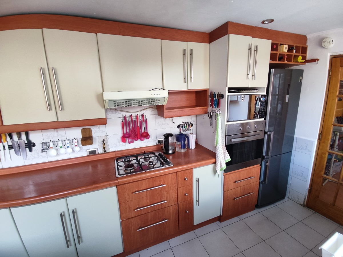 Venta Casa NO 3D 2B 1E 1B Francisco de Villagra - La Reina