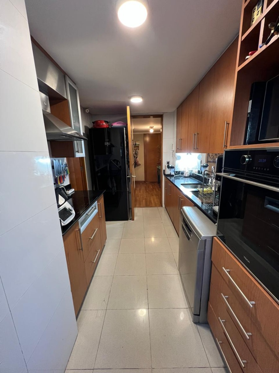 Venta Departamento NO 5D en suite Walk-in cl&oacute;set 4B 2E 1B Metro Manquehue - Apumanque - Las Condes