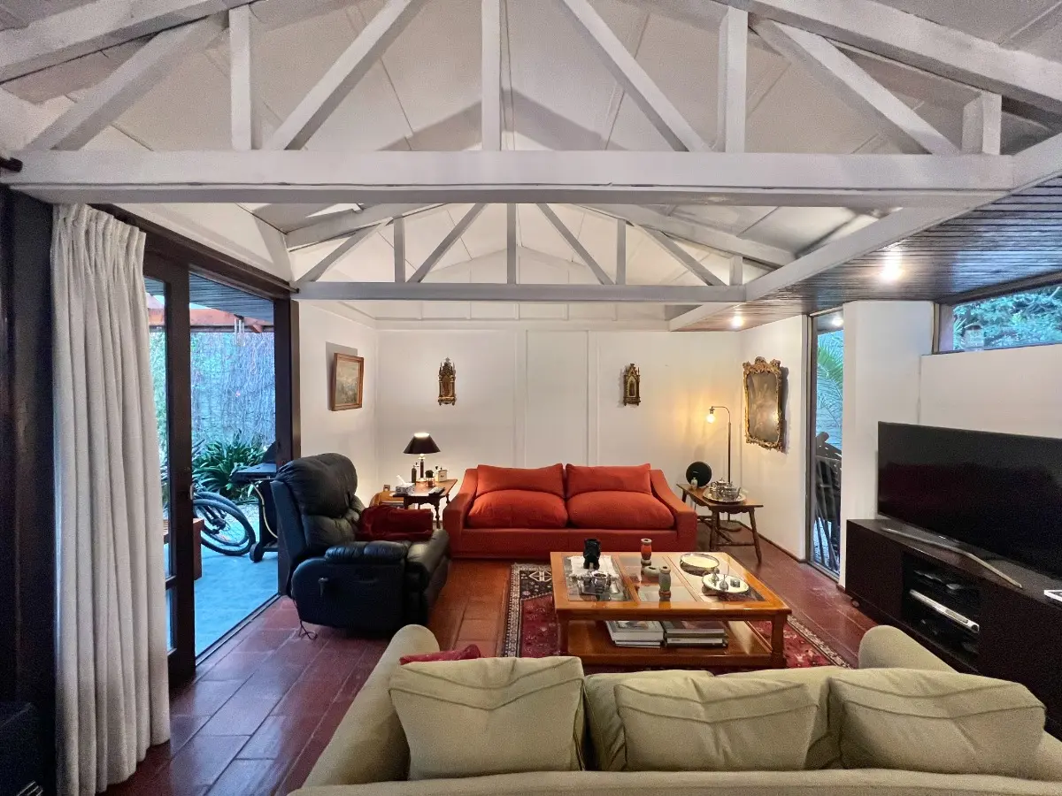 Venta Casa NO 5D 3B 3E 1Bd  - Vitacura