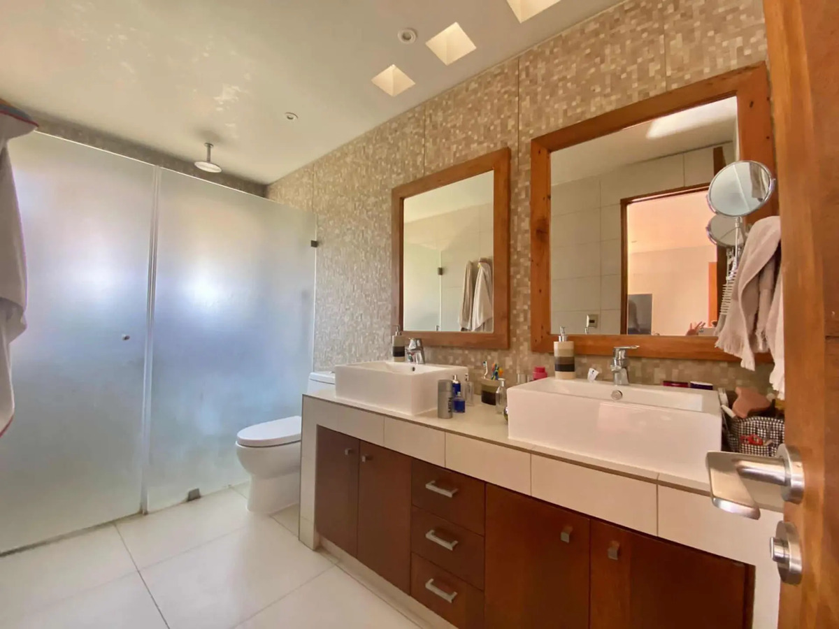 Venta Casa NO 7D en suite Walk-in cl&oacute;set 7B 5E 1Bd La Reina Alta - La Reina