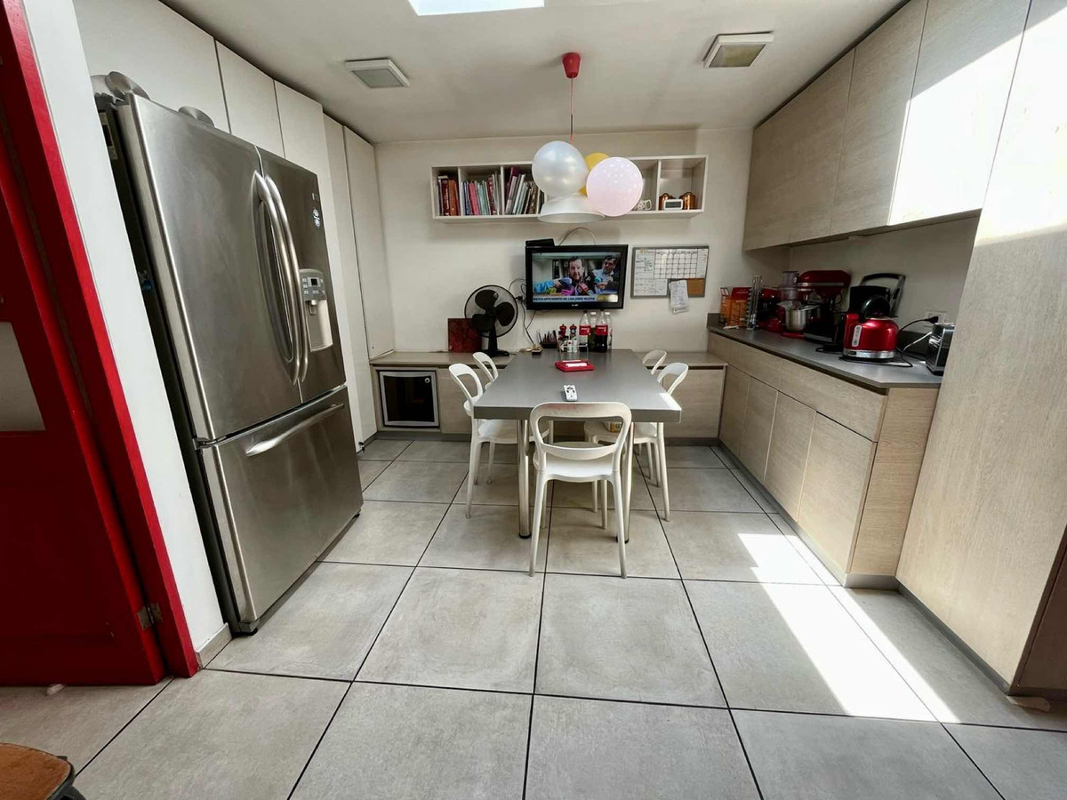 Arriendo Casa 5D 3B 2E Los Dominicos - Las Condes