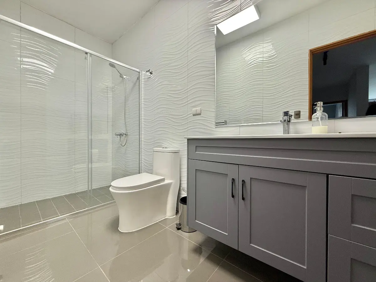 Venta Casa NOSP 6D WI cl&oacute;set Suite 5B 8E 2Bd 320m2 El Array&aacute;n - Lo Barnechea