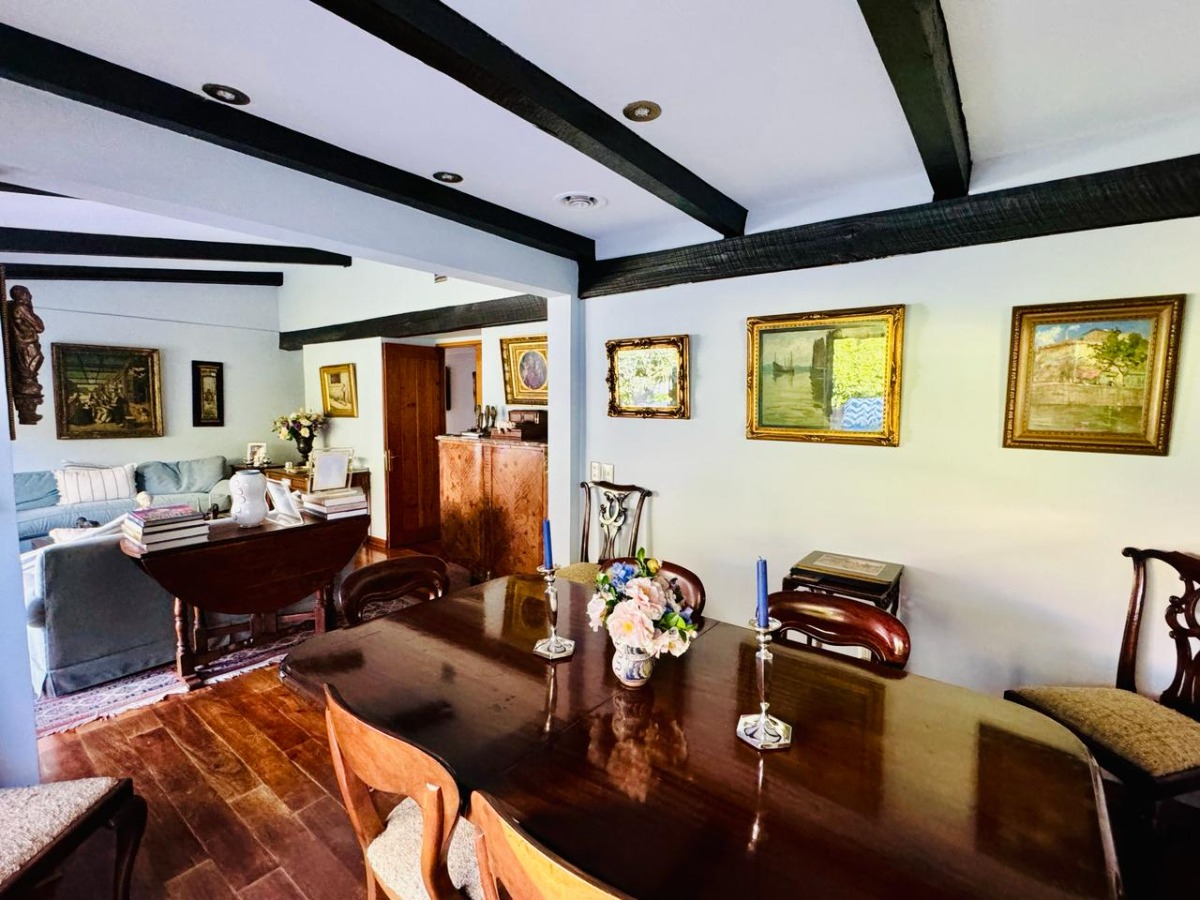 Venta Casa NO 3D 2B 2E Juan XXIII - Vitacura