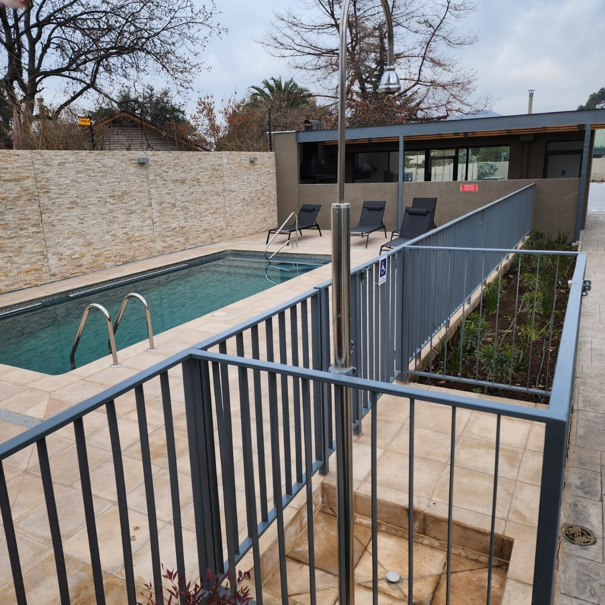 Venta Departamento O 2D en suite 2B 1E 1B Antigua Lo Barnechea - Lo Barnechea