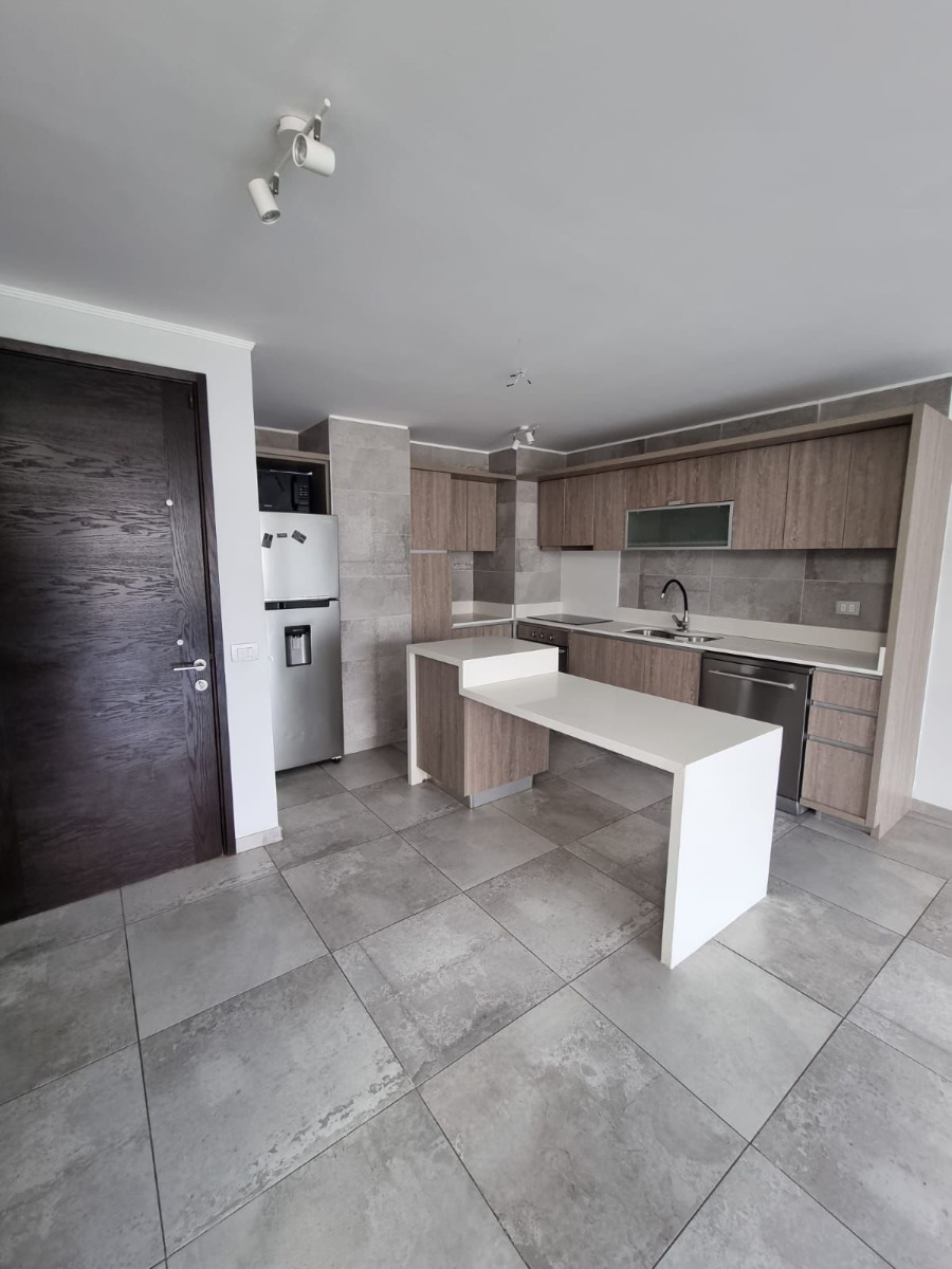 Arriendo Departamento NO 2D en suite Walk-in cl&oacute;set 2B 2E 1B La Dehesa - Lo Barnechea