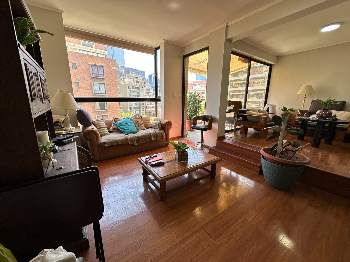 Arriendo Departamento NP 3D en suite 3B 1E 1B Centro Financiero - Las Condes