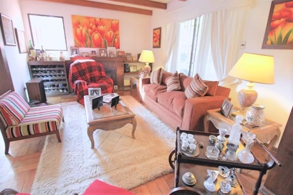 Venta Casa 5D Metro Sim&oacute;n Bolivar - La Reina