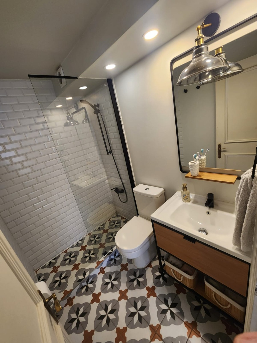 Venta Departamento SP 2D en suite 2B 1E 1B Pedro de Valdivia - Providencia