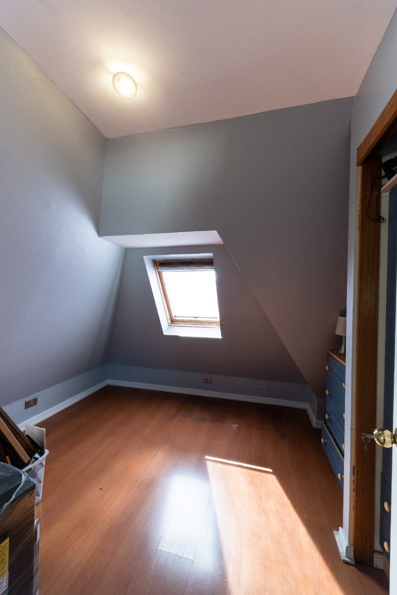 Venta Casa SO 4D en suite Walk-in cl&oacute;set 4B 2E 1B Carlos Ossand&oacute;n - La Reina