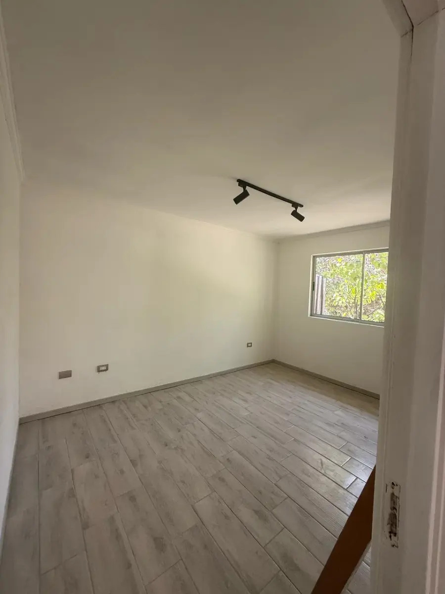 Arriendo Casa NP 3D en suite 2B 2E 1B Rotonda Atenas - Las Condes