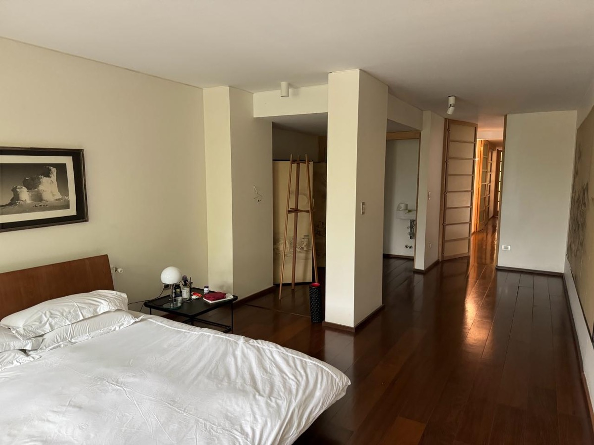 Arriendo Departamento O 4D en suite Walk-in cl&oacute;set 3B 1E 1B Barrio El Golf - Las Condes