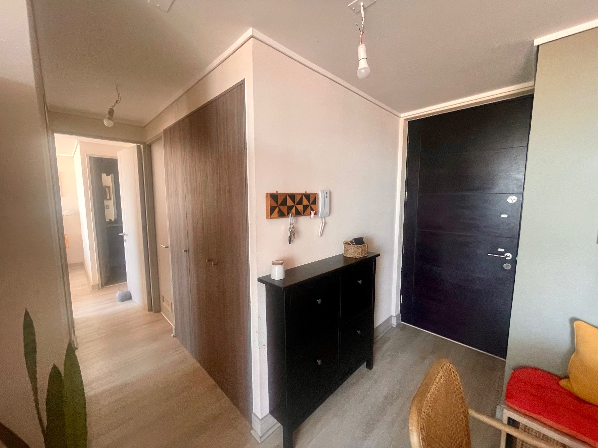 Venta Departamento 2D en suite Walk-in cl&oacute;set 2B 1E Metro Santiago Bueras - Maip&uacute;
