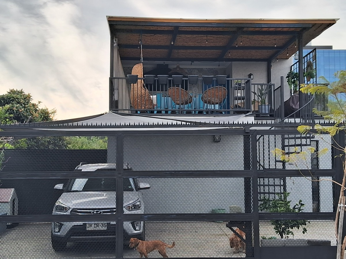 Venta Casa NO 3D en suite Walk-in cl&oacute;set 3B 2E 1B Metro Hernando de Magallanes - Las Condes