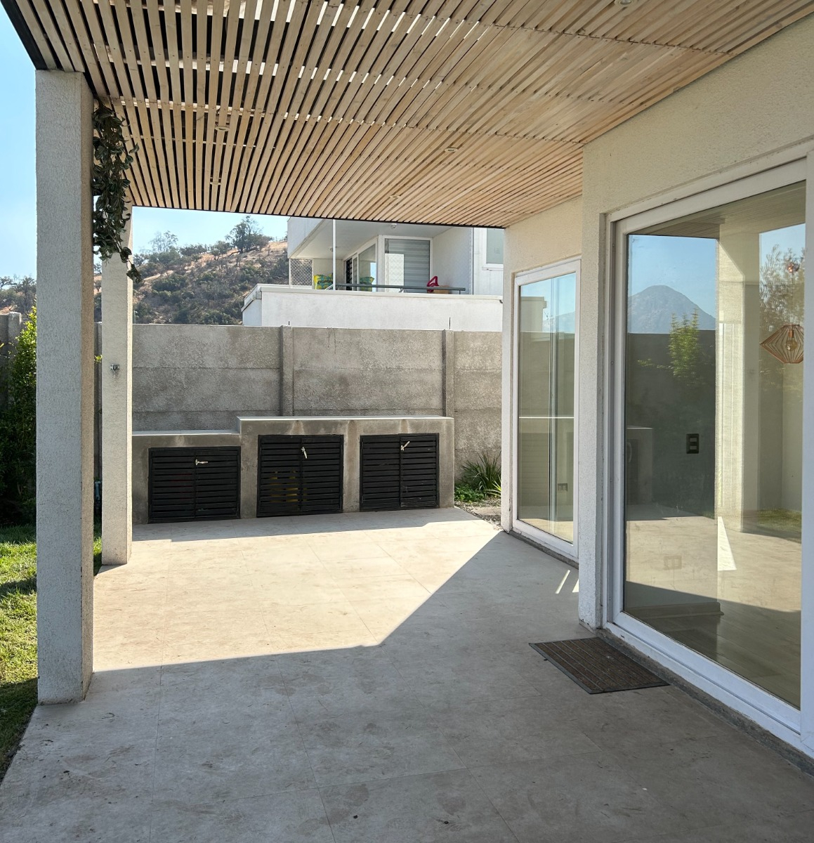 Arriendo Casa 4D en suite Walk-in cl&oacute;set 3B 2E La Dehesa - Lo Barnechea