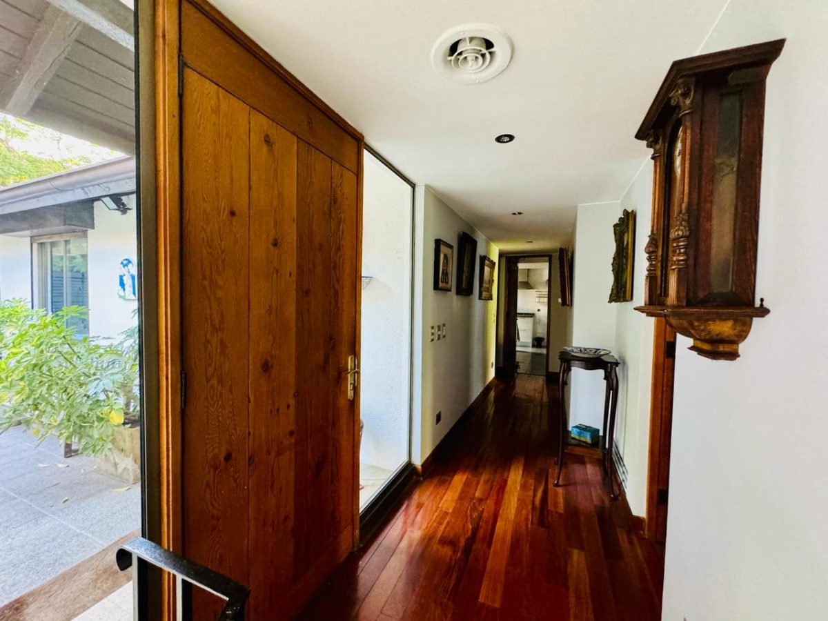 Venta Casa NO 3D 2B 2E Juan XXIII - Vitacura