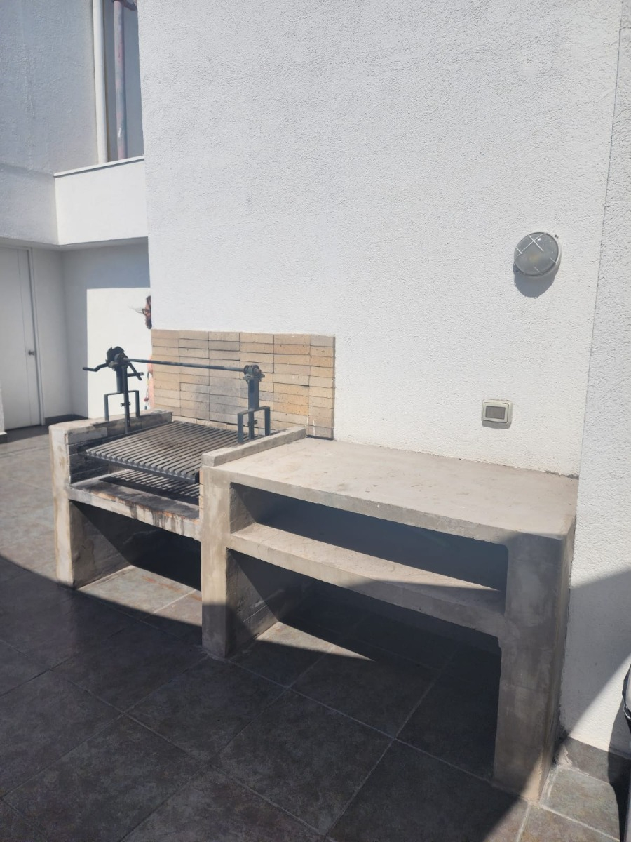 Arriendo Departamento NP 2D en suite Walk-in cl&oacute;set 2B 1E 1B Rotonda Atenas - Las Condes