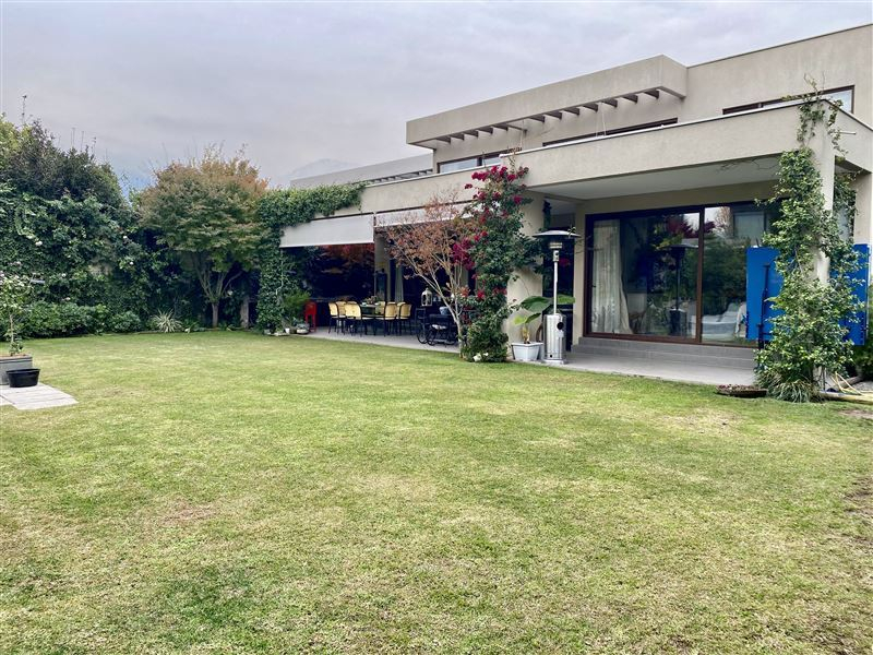 Venta Casa Poniente 4D en suite Walk-in cl&oacute;set 4B La Dehesa - Lo Barnechea