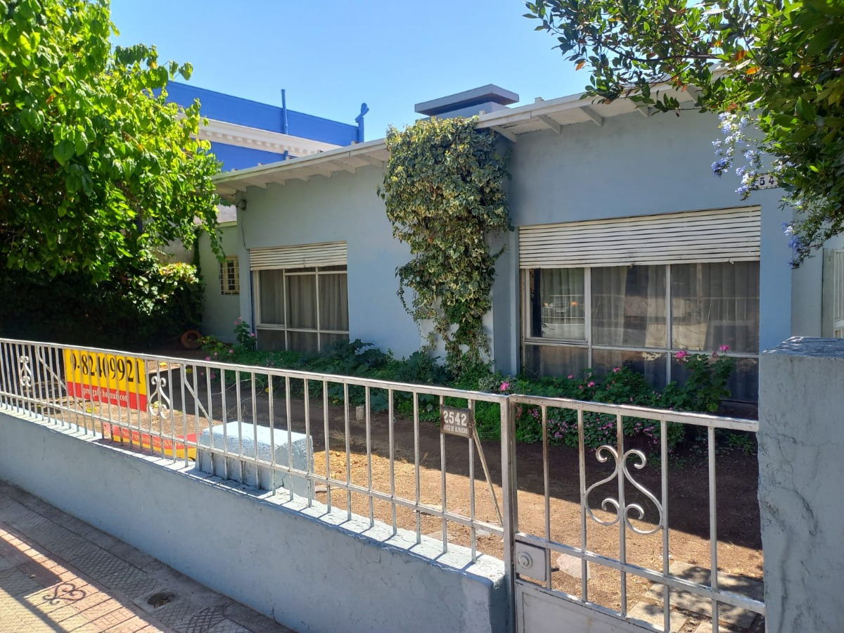 Venta Casa NP 5D en suite Walk-in cl&oacute;set 3B 2E 1B Metro Bilbao - Providencia