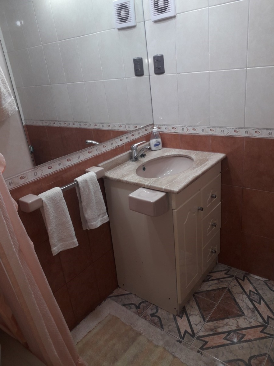 Arriendo Departamento O 2D en suite Walk-in cl&oacute;set 2B 1E Barrio El Golf - Las Condes