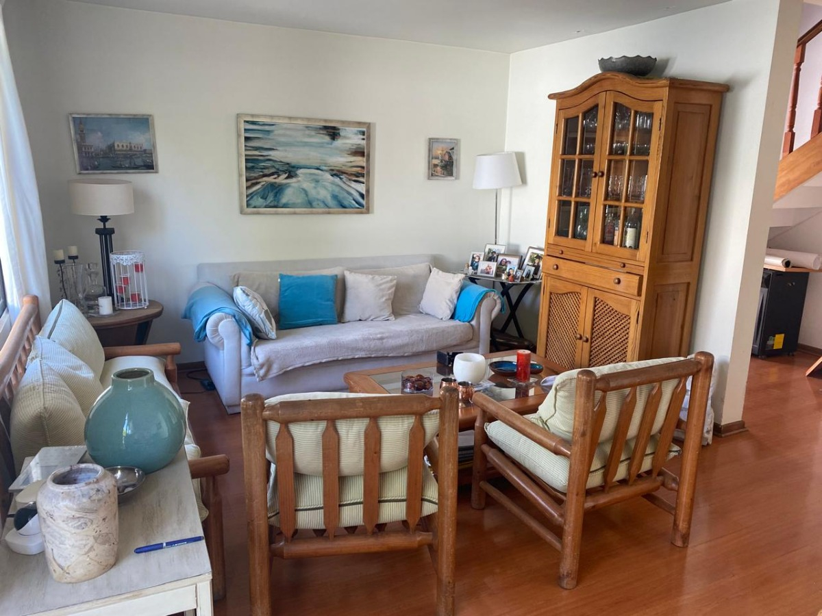 Venta Casa P 4D en suite 3B 2E Parque Padre Alberto Hurtado - Las Condes