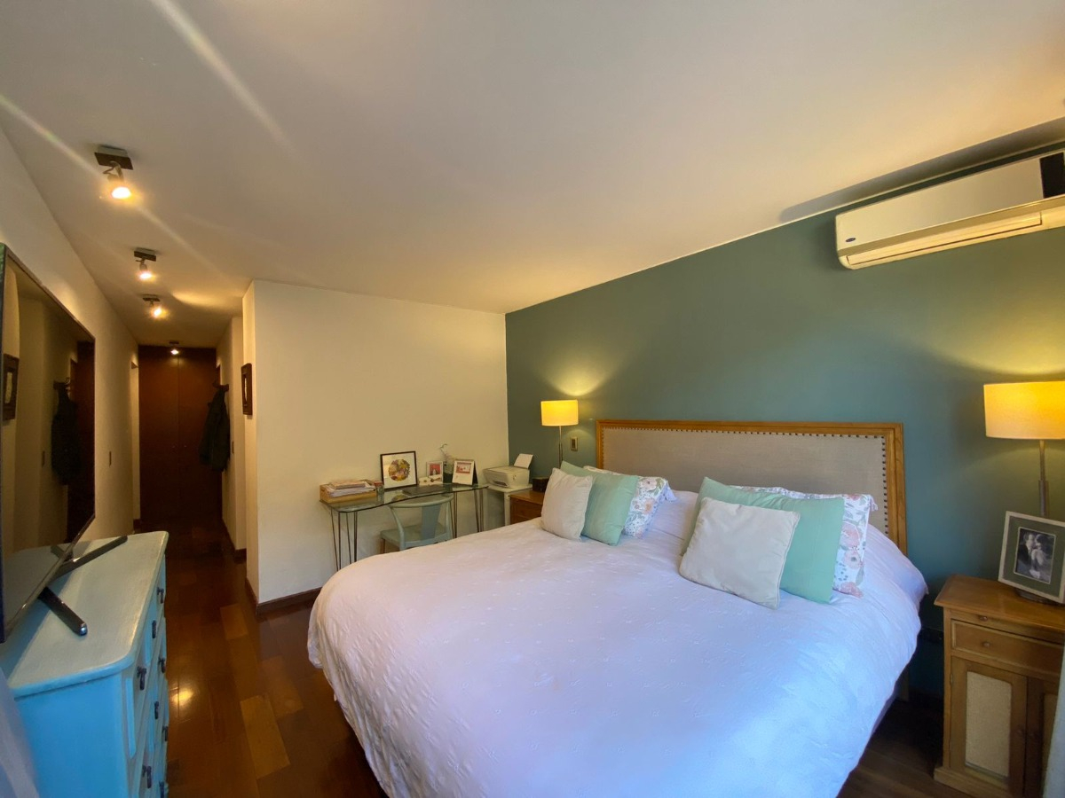 Venta Casa NO 4D 4B 2E 1B Carlos Ossand&oacute;n - La Reina