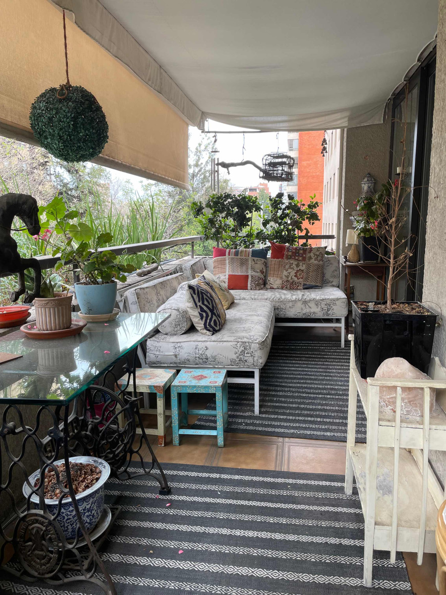 Arriendo Departamento 2D Metro Escuela Militar - Las Condes