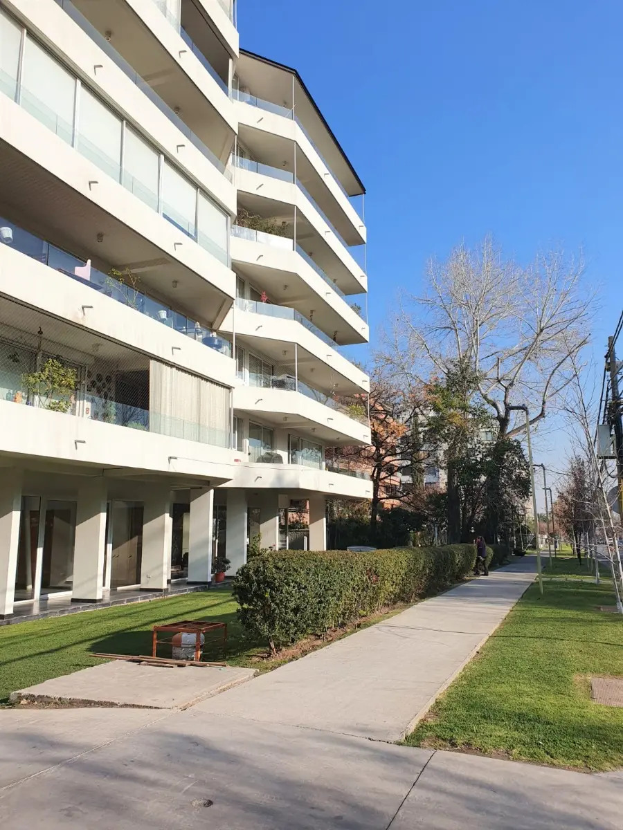 Arriendo Departamento N 4D en suite Walk-in cl&oacute;set 3B 2E 1B Vaticano - Las Condes