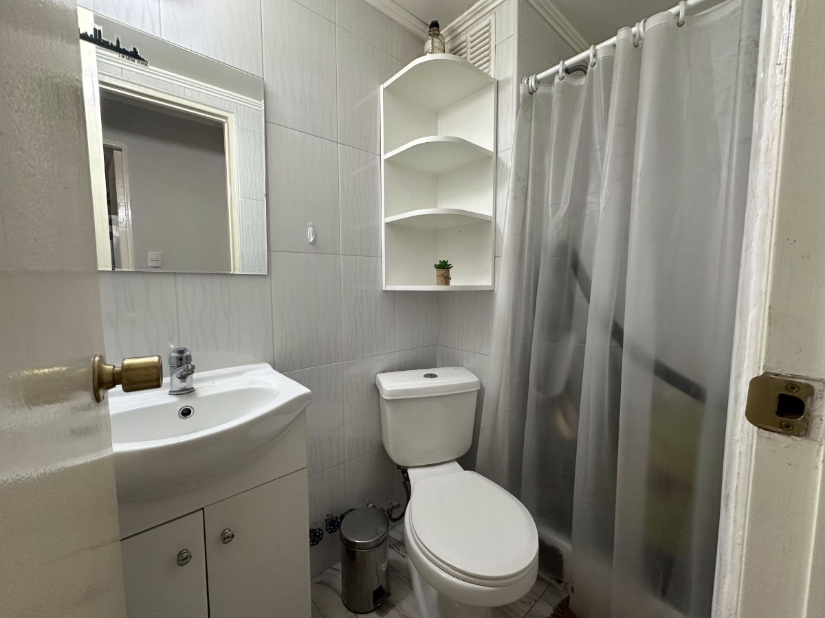 Arriendo Departamento NP 3D en suite 3B 1E 1B Centro Financiero - Las Condes