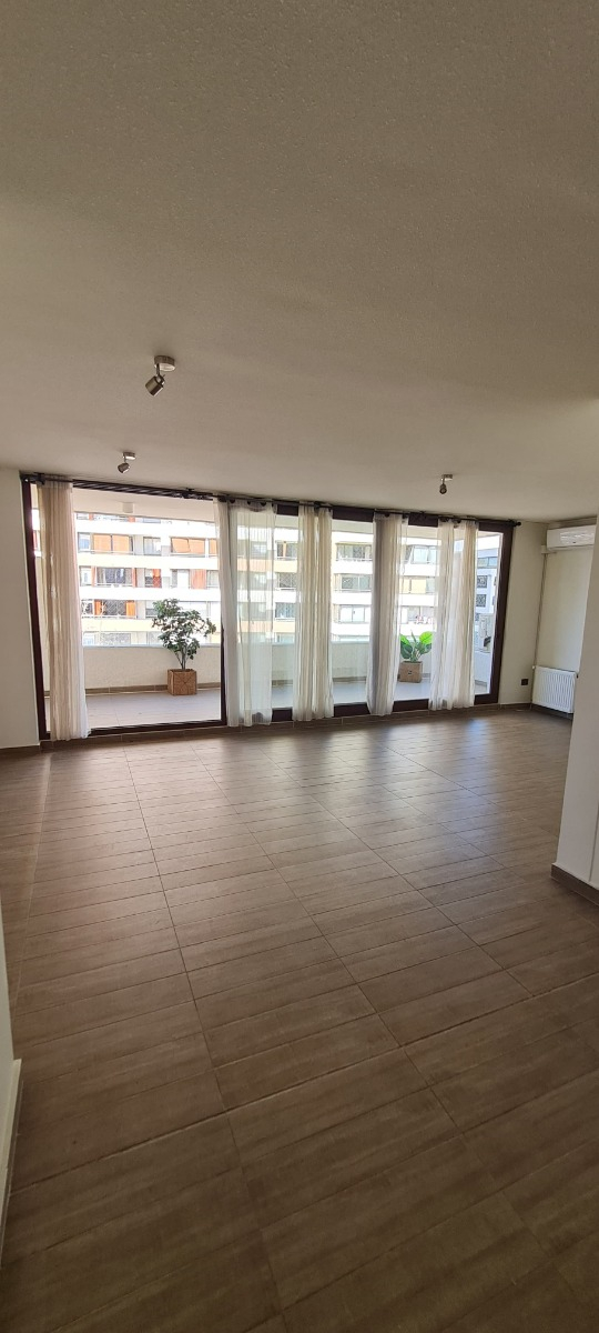 Arriendo Departamento SO 3D en suite Walk-in cl&oacute;set 3B 2E 1B Rotonda Atenas - Las Condes