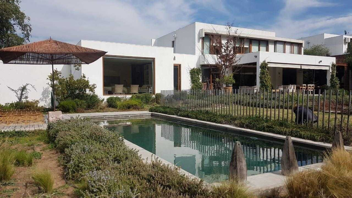 Venta Casa 5D 4B Los Trapenses - Lo Barnechea