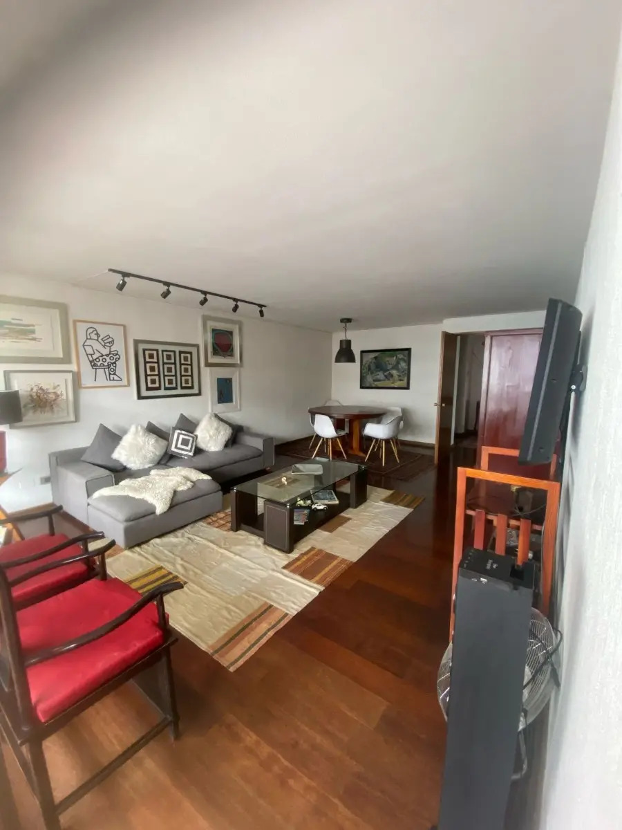 Venta Departamento NO 5D en suite 3B 2E 1B Barrio El Golf - Las Condes