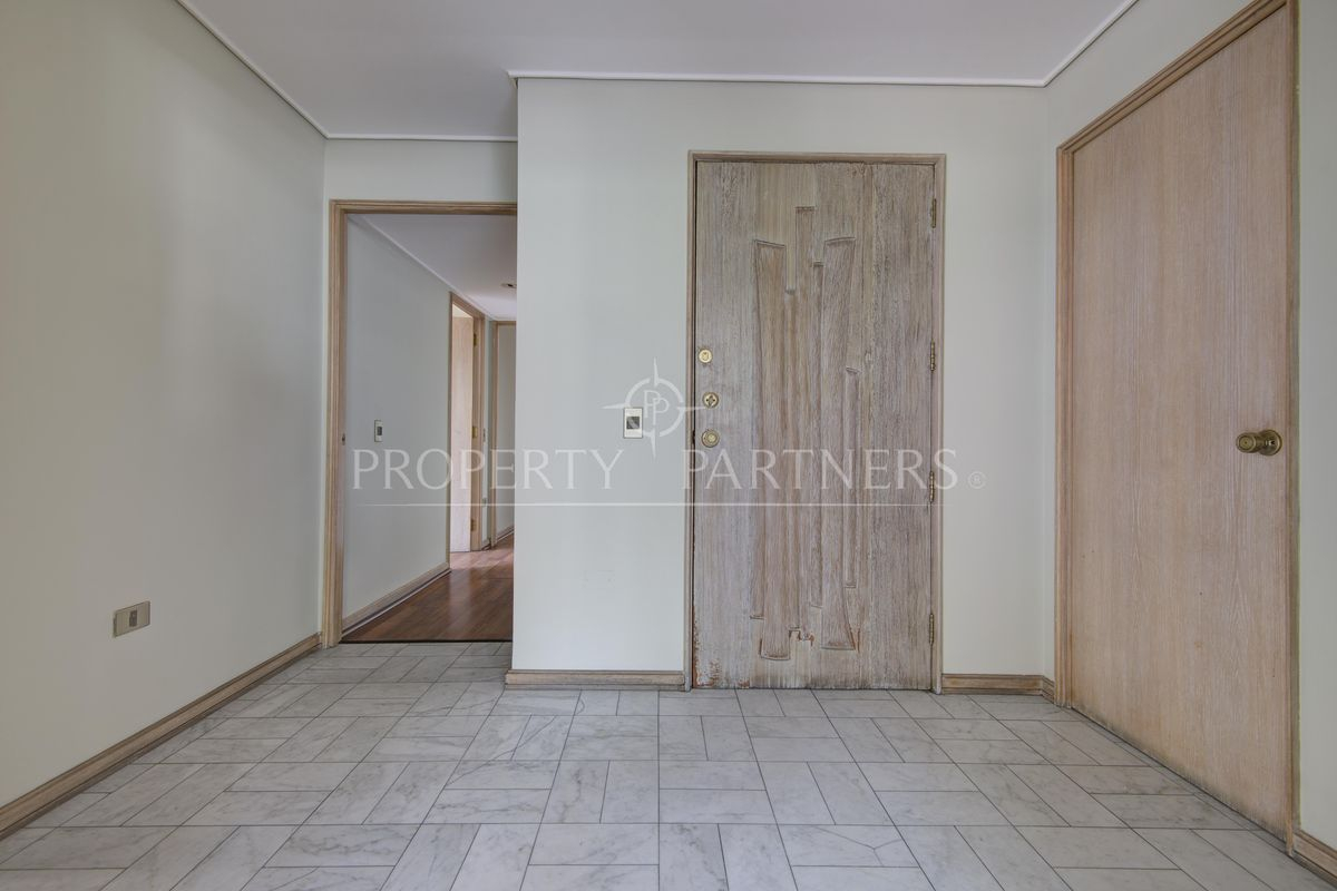 Venta Departamento NO 3D Walk-in cl&oacute;set 3B 2E 1B Barrio El Golf - Las Condes