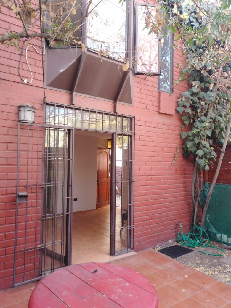 Arriendo Casa 2D 1B 1E Col&oacute;n Oriente - Vital Apoquindo - Las Condes