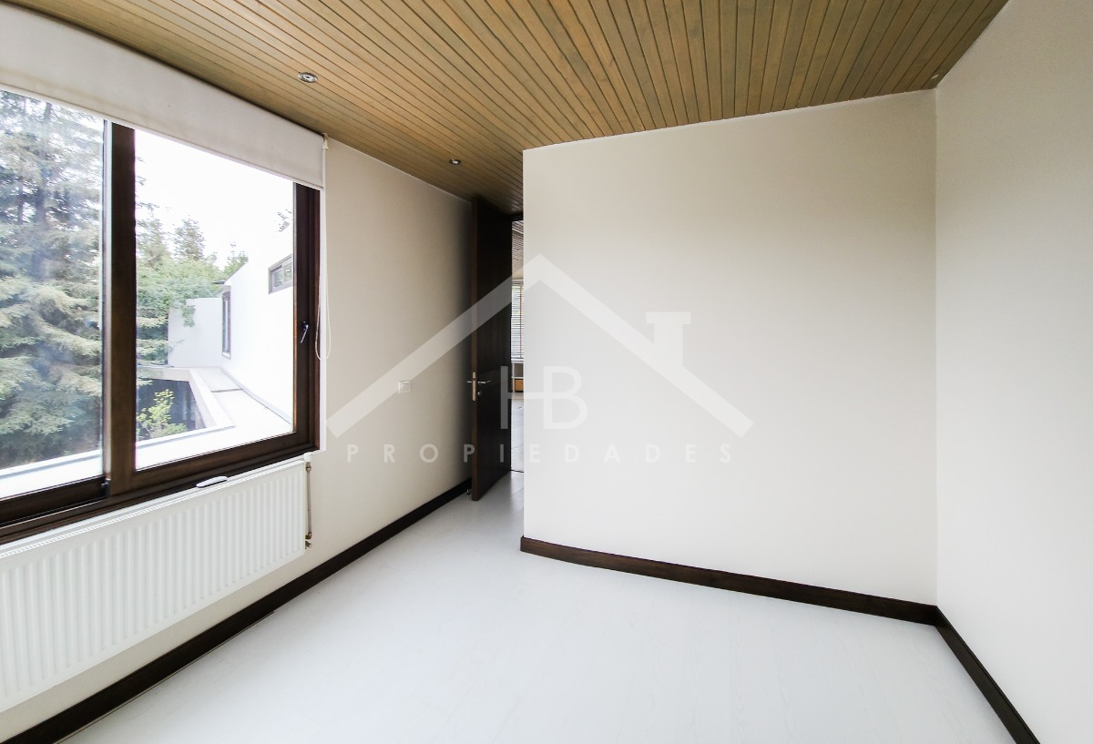 Venta Casa NO 5D en suite Walk-in cl&oacute;set 6B 3E 2B La Dehesa - Lo Barnechea