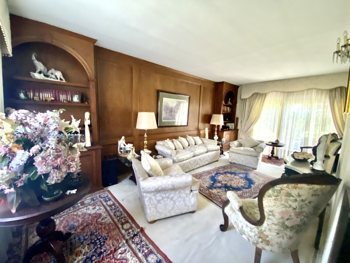 Venta Casa NOSP 5D 3B 4E 1B Parque Bicentenario - Vitacura