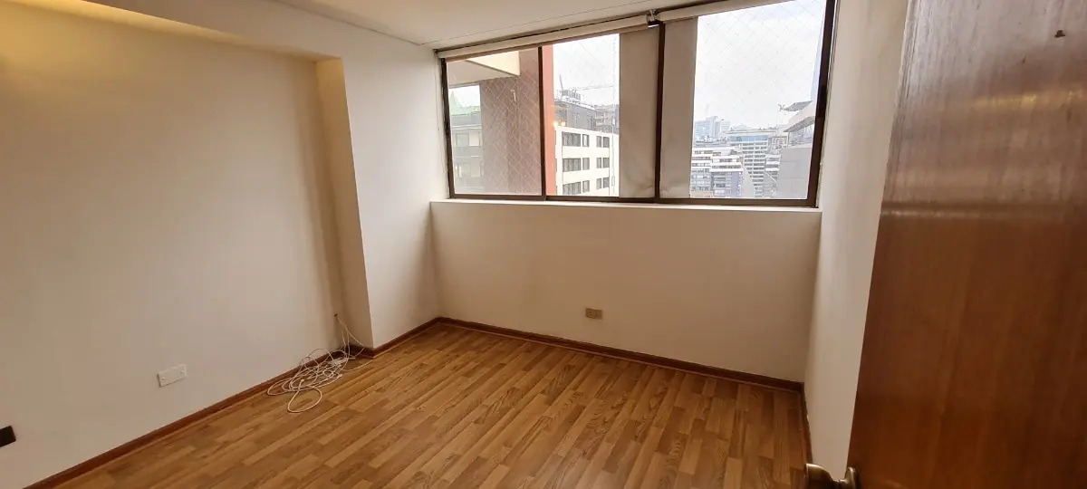 Arriendo Departamento NO 4D en suite 3B 1E 1B Barrio El Golf - Las Condes