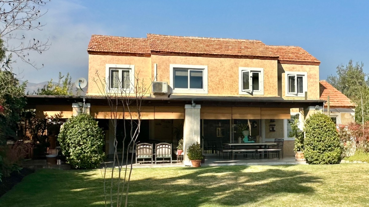 Venta Casa N 5D en suite Walk-in cl&oacute;set 5B 2E Chicureo - Colina