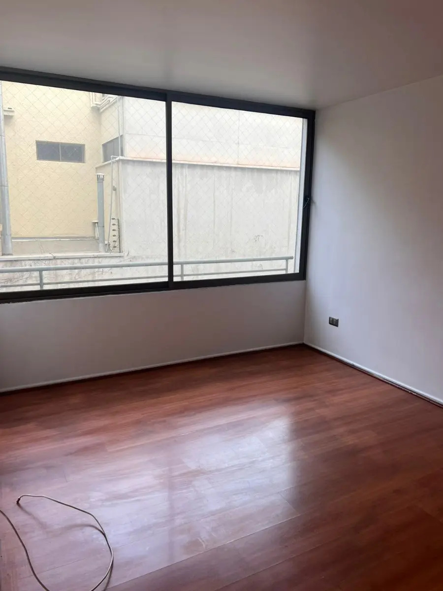 Arriendo Departamento 2D en suite 2B 1E 1B In&eacute;s de Su&aacute;rez - Providencia