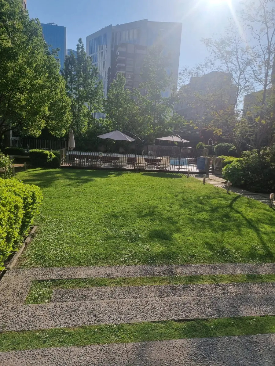 Arriendo Departamento NO 2D 1B 1E 1B Metro Escuela Militar - Las Condes